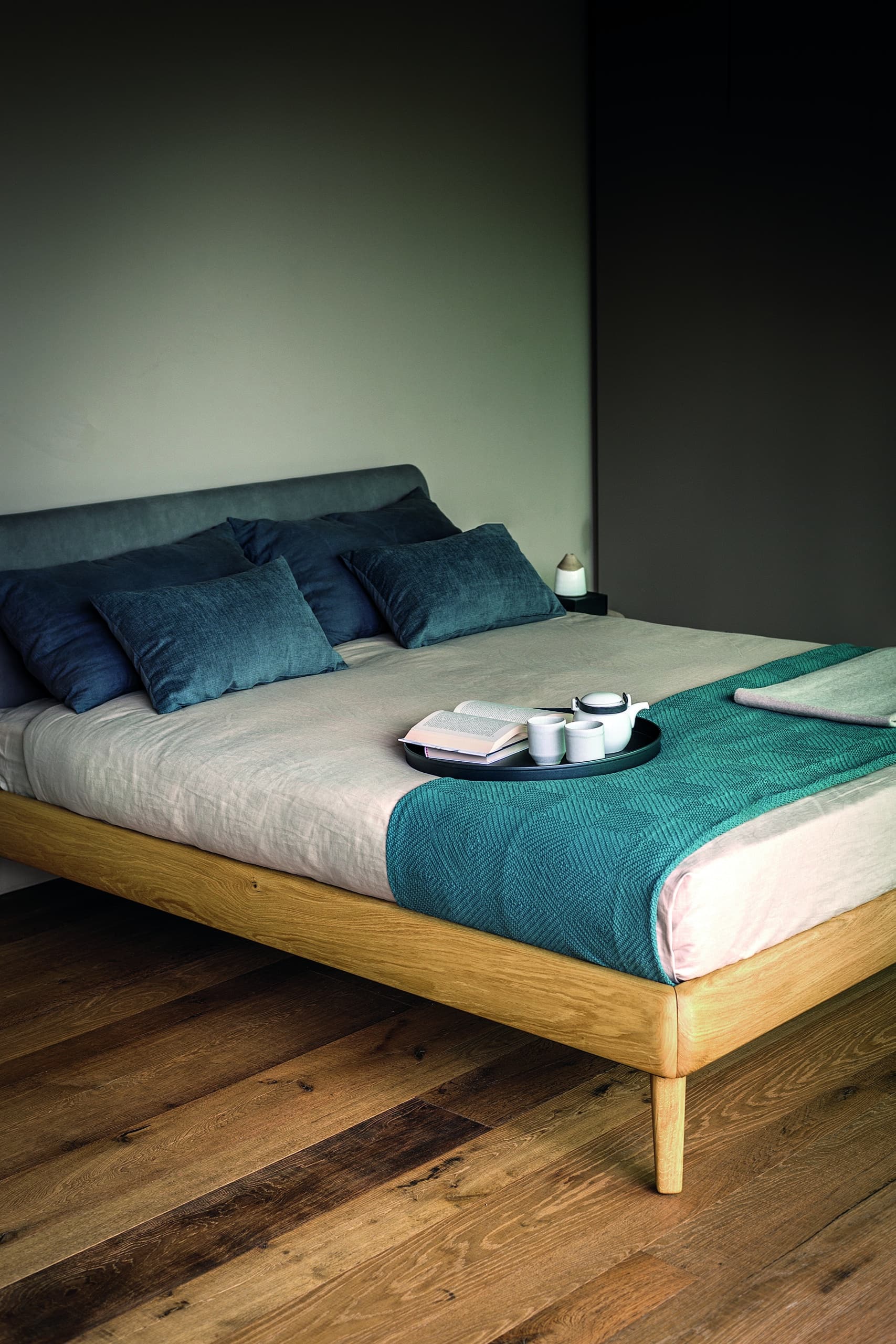 Random Portfolio Image